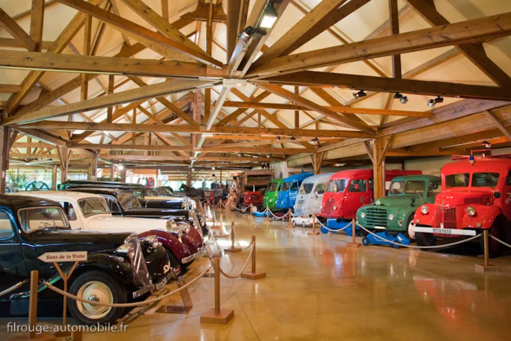 manoir-de-lautomobile-loheac